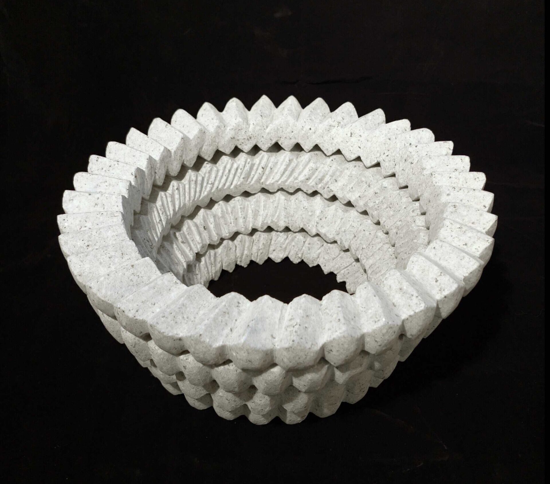 Void and Solid，Artist: Han Sai Por Medium: Granite Type: Sculpture Creation Date: 2000